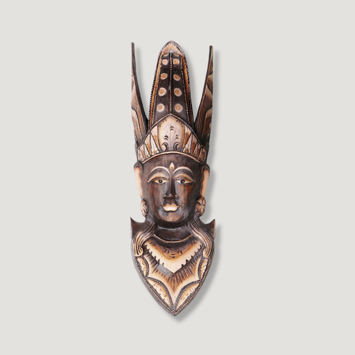 Wooden decoration African king
