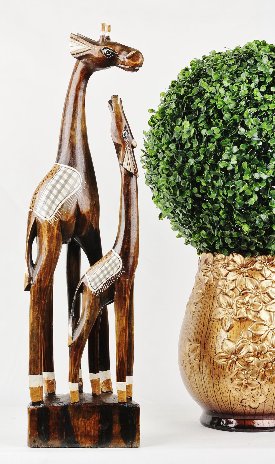 Wooden Decoration Giraffe Family